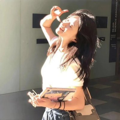 不认识的女友